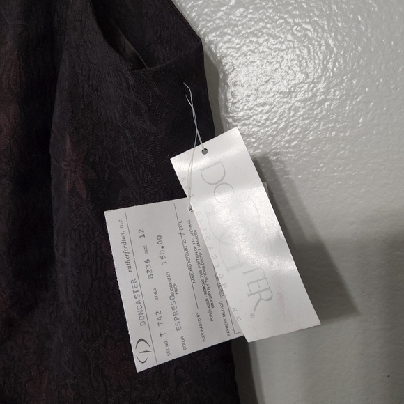 Vintage Doncaster Espresso Floral Paisley Button Vest - Picture 2 of 5